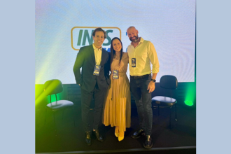 O impacto das tecnologias emergentes na saúde pública e na longevidade humana, por Ian dos Anjos Cunha, revela como inovação e ciência avançam juntas para transformar o futuro da vida.